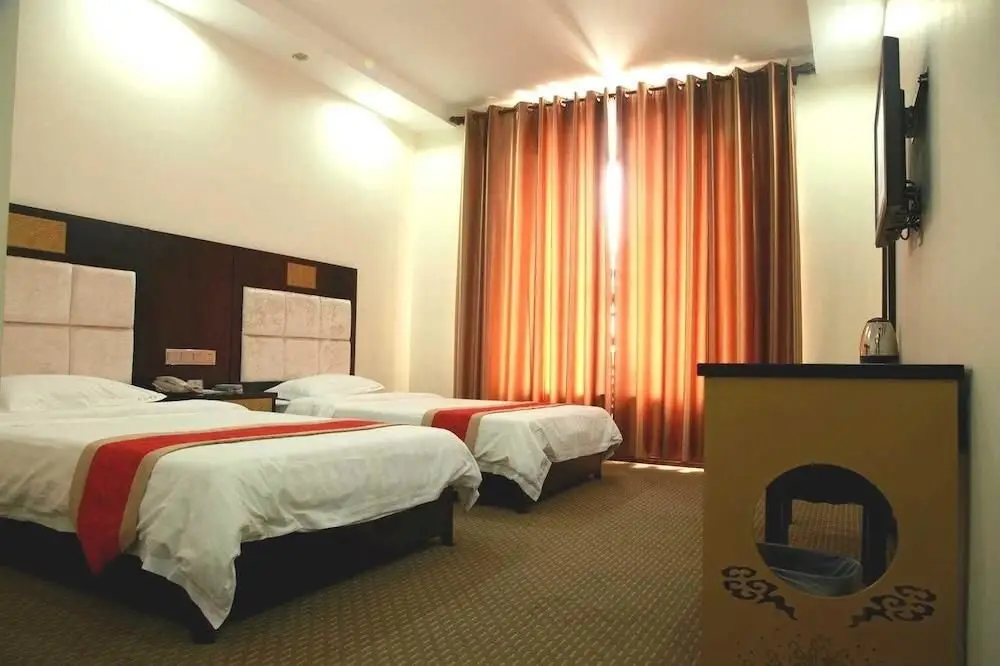 Гуйлинь: Huanying Hotel