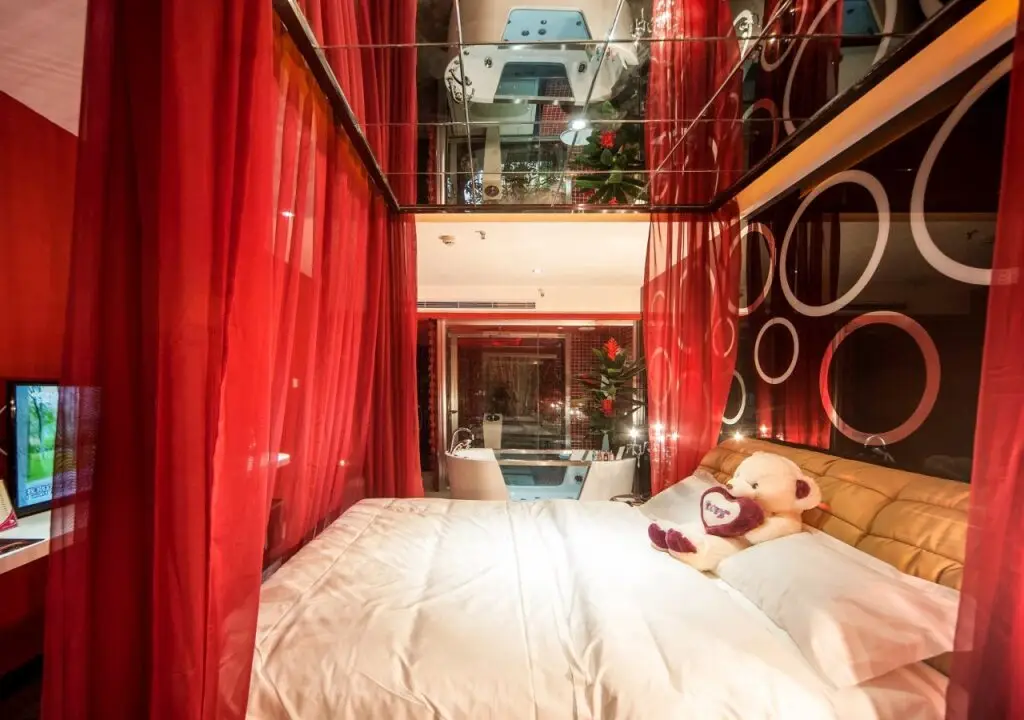 Ухань: Wuhan Nine-Tailed Fox Art Hotel