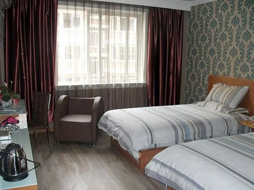 Тайчжоу: Minghao Fengshang Hotel Xianju Yangguang Branch