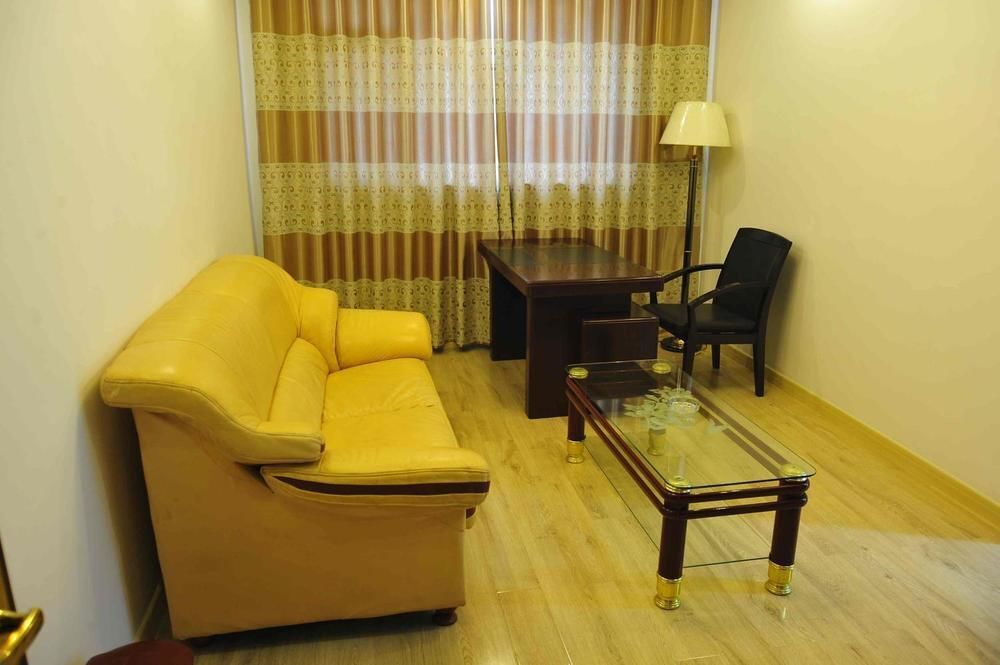 Джинченг: Fengcheng Hotel
