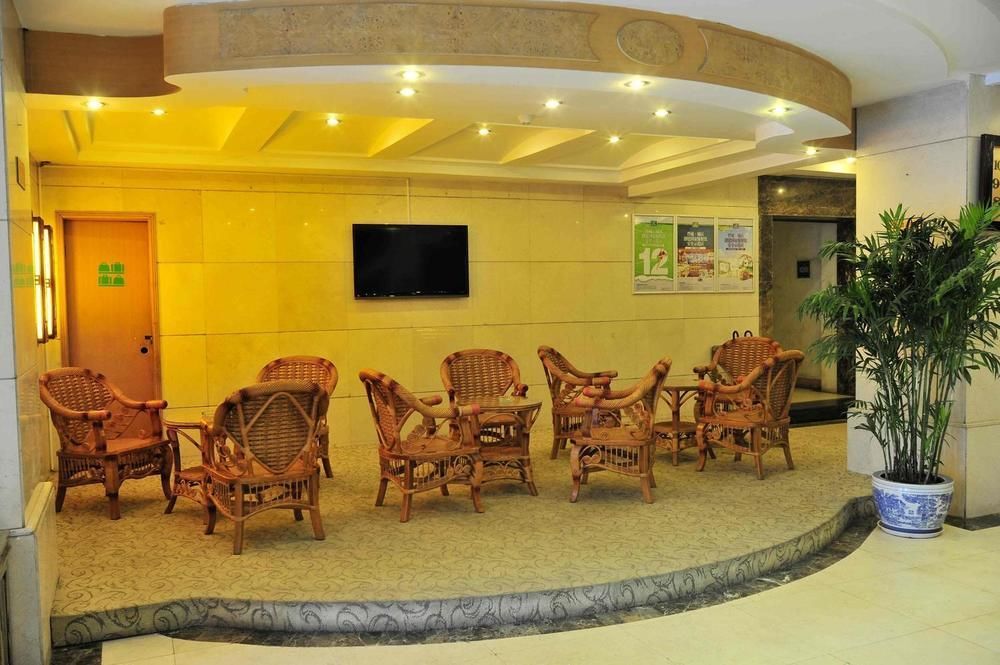 Джинченг: Fengcheng Hotel