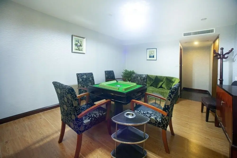 Чэнду: Phoenix Regalia Hotel Chunxi - Chengdu