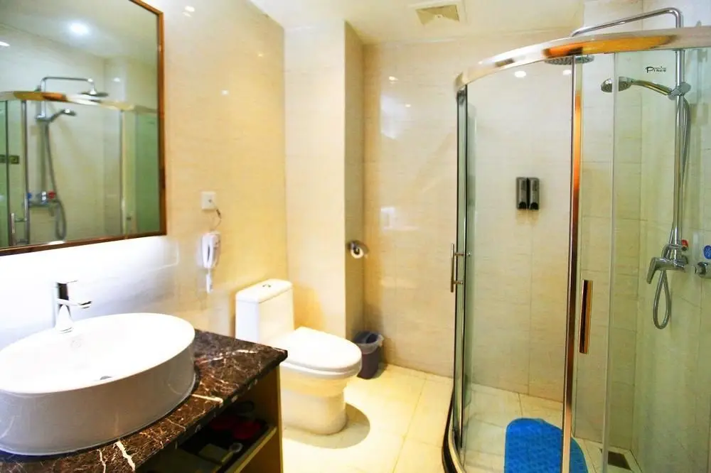 Линьи: Yishang Holiday Inn