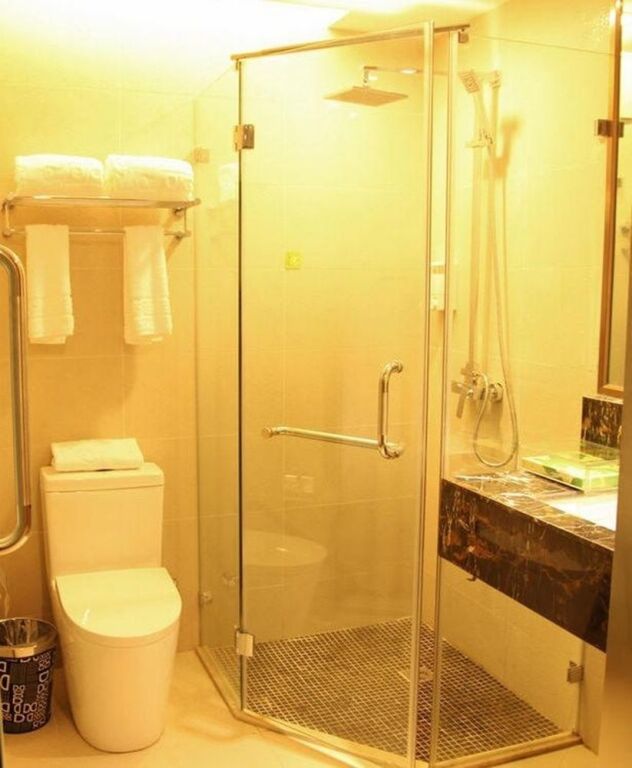 Сиань: OJC Holiday Hotel(Xi'an Bell Tower Metro Station)