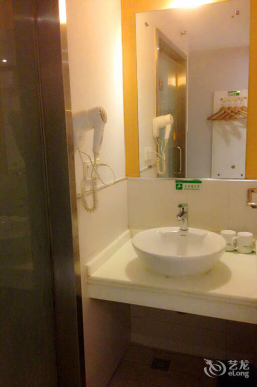 Шэньчжэнь: π Hotels (Shenzhen Dongmen Pedestrian Street)