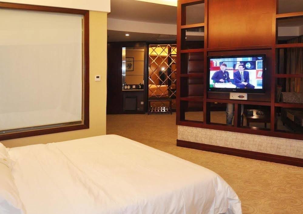 Наньчан: Nanchang Cheng Lake Intercontinental Hotel