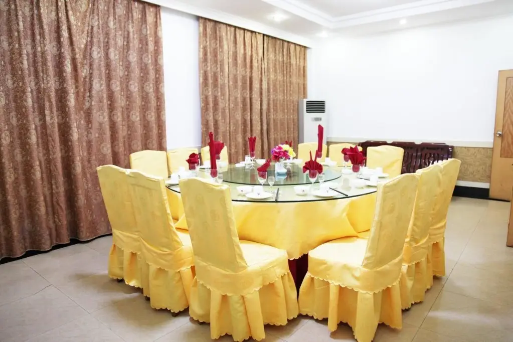 Чжанцзяцзе: Jinzhou Hotel