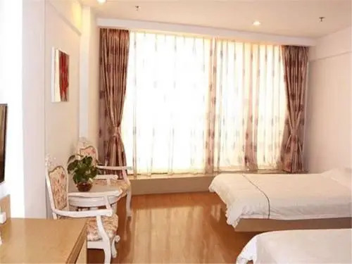 Пекин: Super 8 Hotel (Beijing South Railway Station North Plaza )