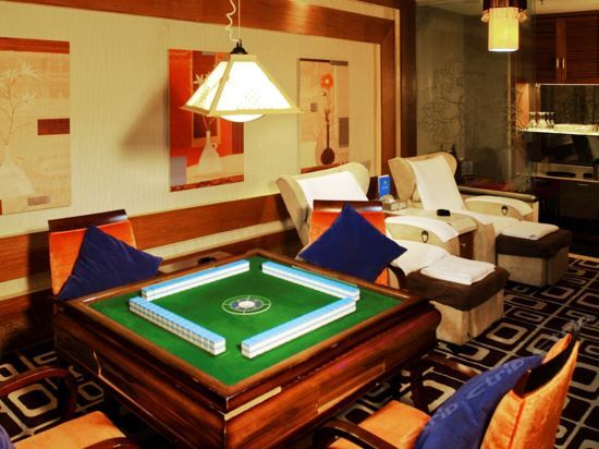 Dongguan Silver Holiday Inn — фото 1
