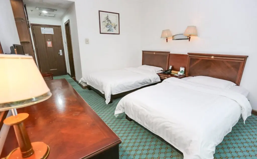 Гуанчжоу: Guangzhou Southern Airlines Pearl Business Hotel