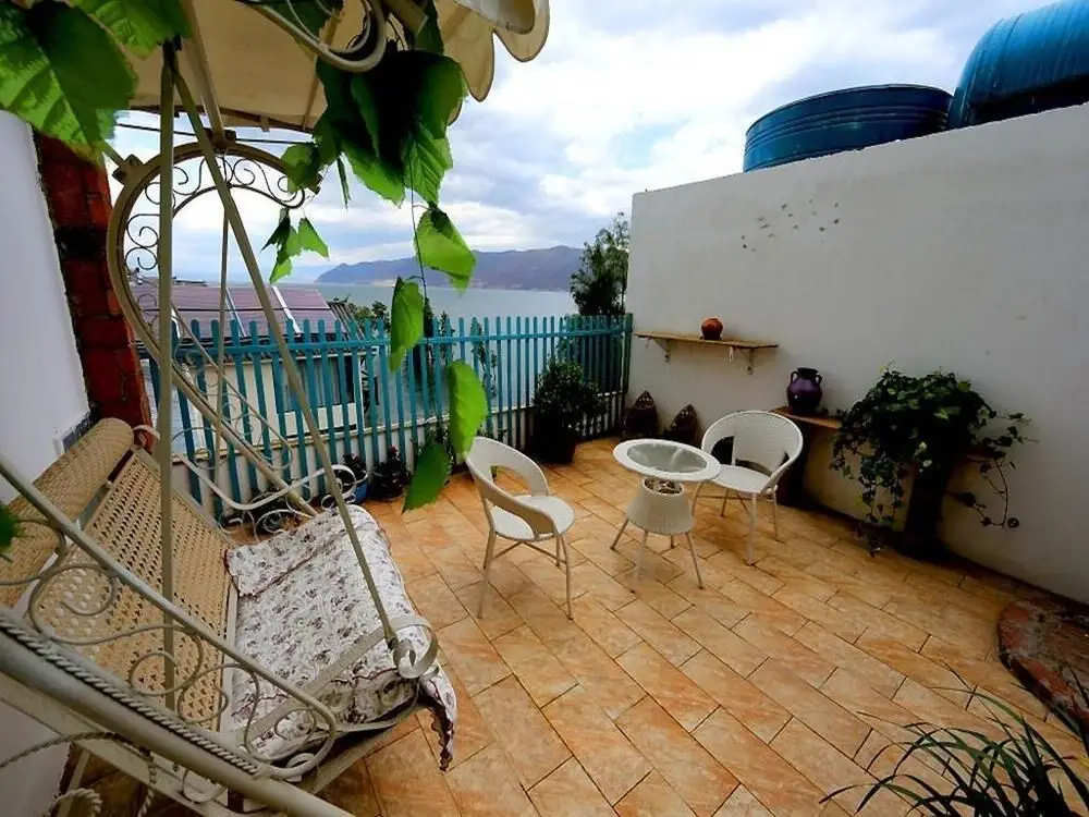 Дали: Dali Harbour Plaza Holiday Inn
