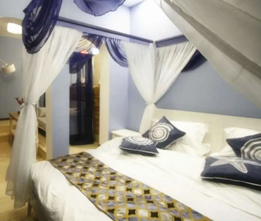Дали: Dali Harbour Plaza Holiday Inn