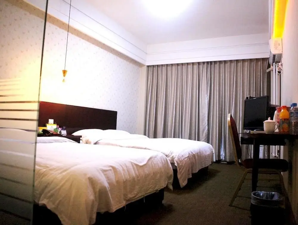 Чжэнчжоу: Easy Home Hotel