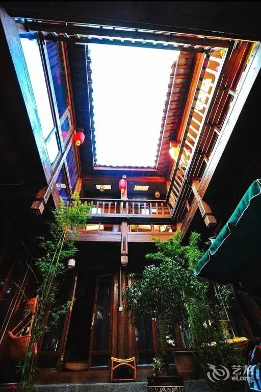 Лицзян: Lijiang Shuhe Town Rain Valley Inn