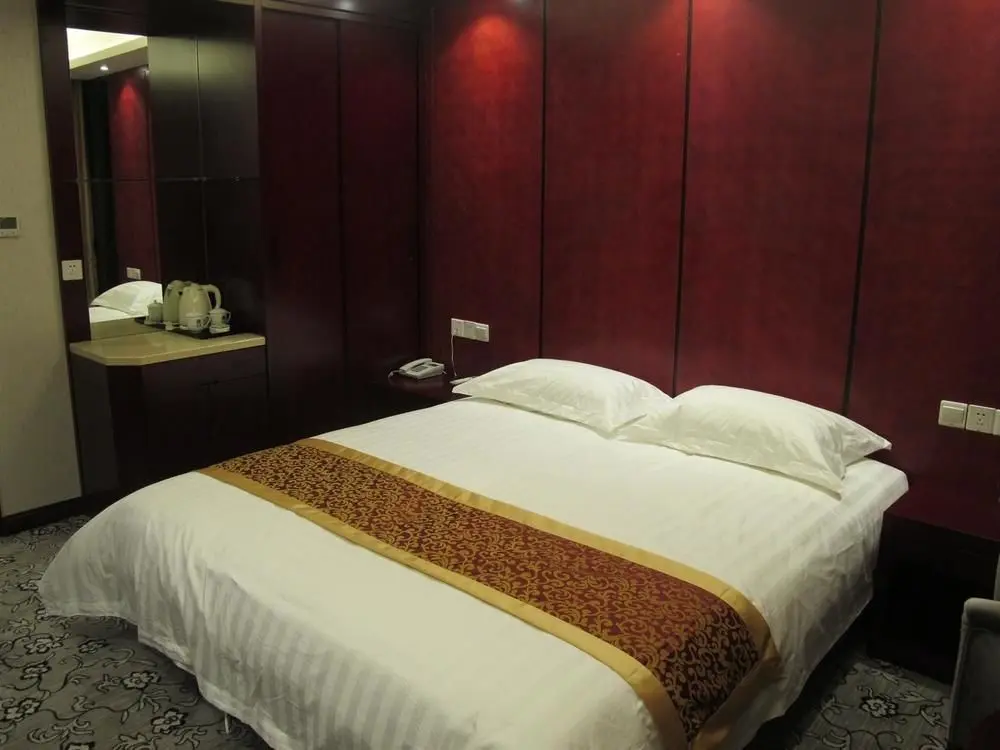 Цзясинь: Shiyi Holiday Hotel (Jiaxing Nanhu Scenic Area)
