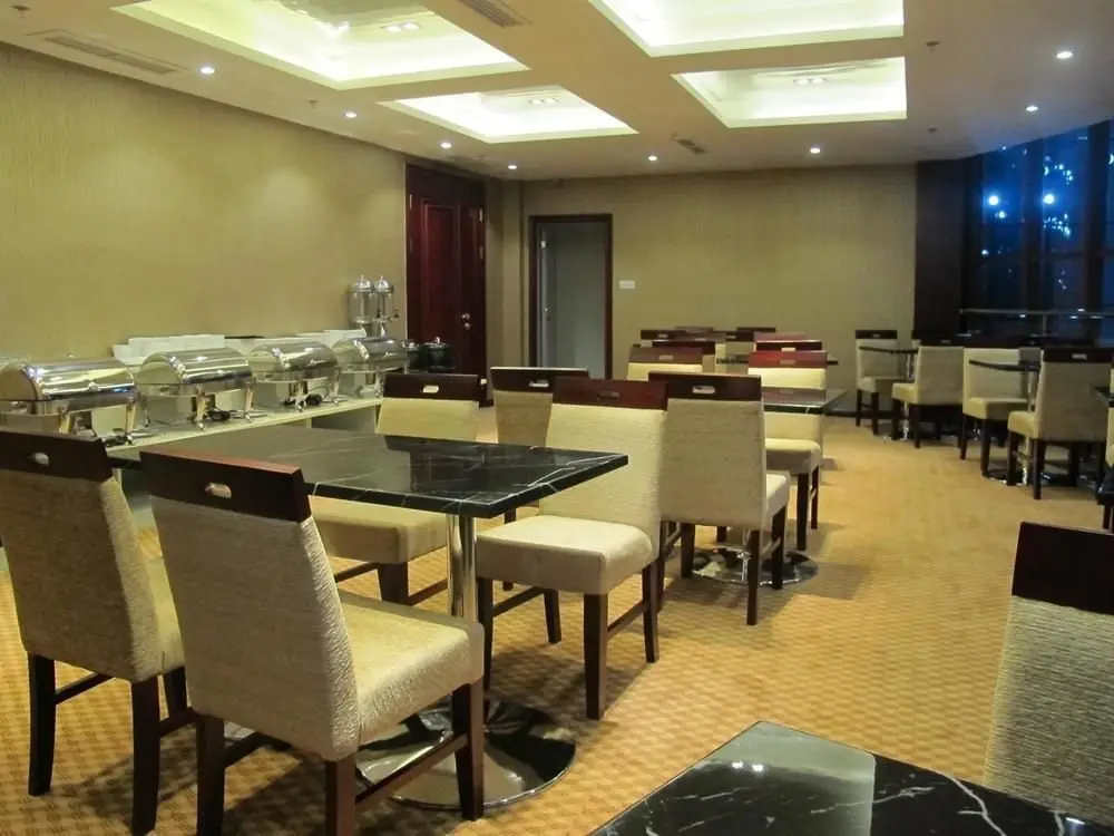 Цзясинь: Shiyi Holiday Hotel (Jiaxing Nanhu Scenic Area)