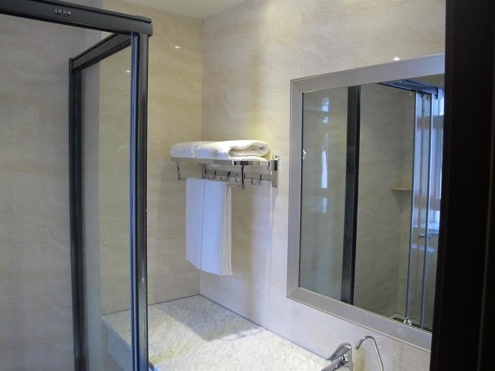 Цзясинь: Shiyi Holiday Hotel (Jiaxing Nanhu Scenic Area)
