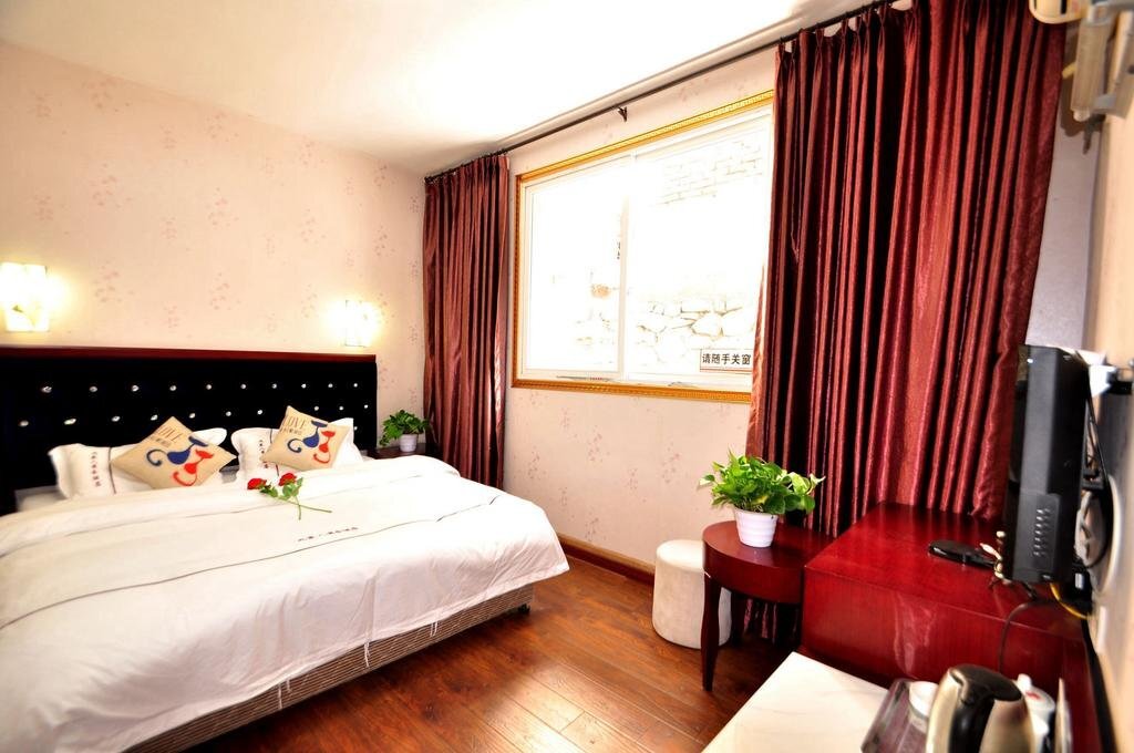 Цзючжайгоу: Jiuzhai Meijing Business Hotel