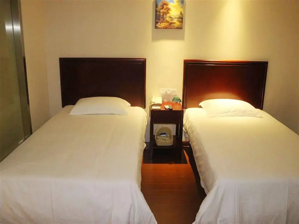 Цзюцзян: GreenTree Inn (Jiujiang Yanshuiting)