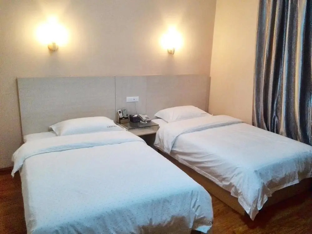 Гуйлинь: Guilin Tianyi Business Hotel