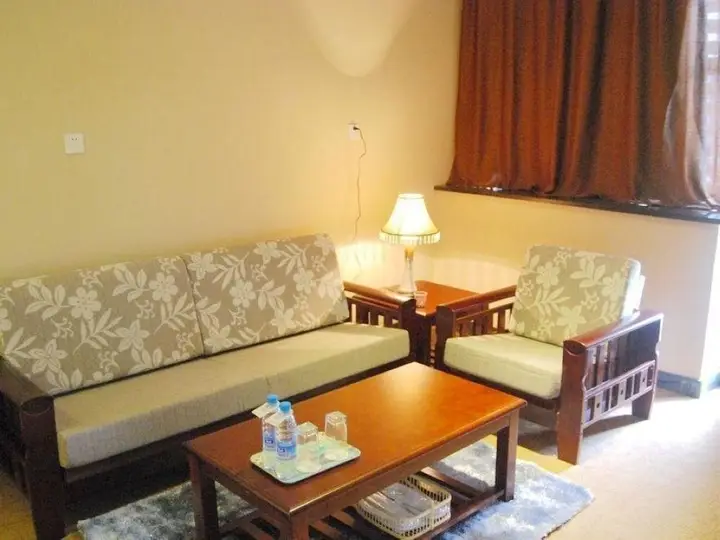 Наньтун: Guodu Holiday Hotel