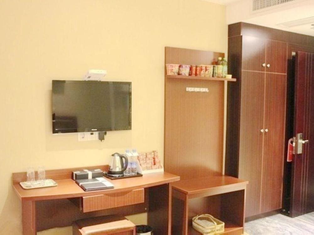Наньтун: Guodu Holiday Hotel