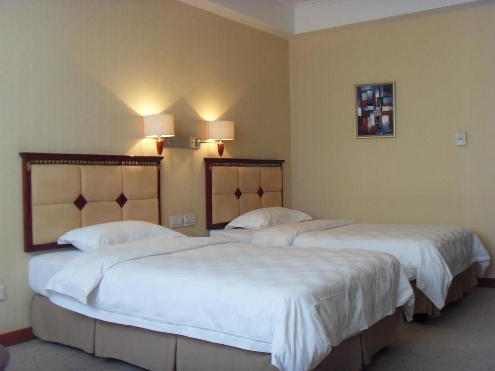Линьи: Yijing Holiday Hotel