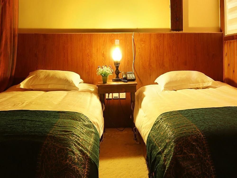 Лицзян: Lugu Lake Confused Years Inn