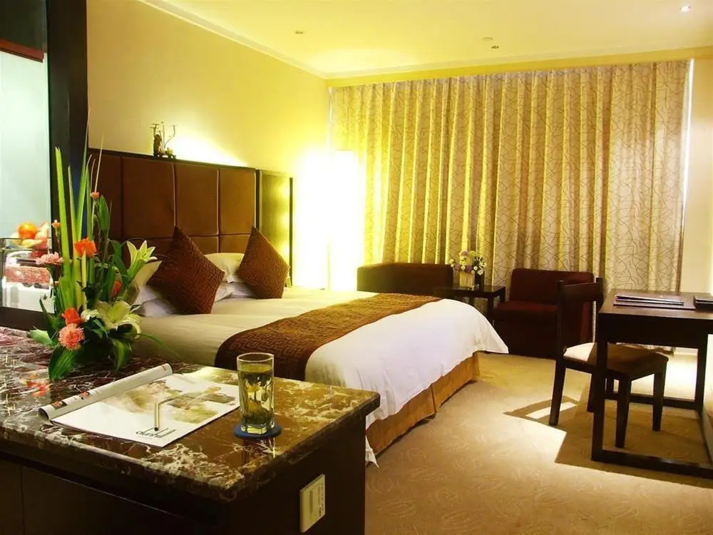 Hangzhou Garden Traders Hotel — фото 1