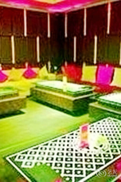 Golden Eagle Holiday Hotel - Chongqing — фото 1
