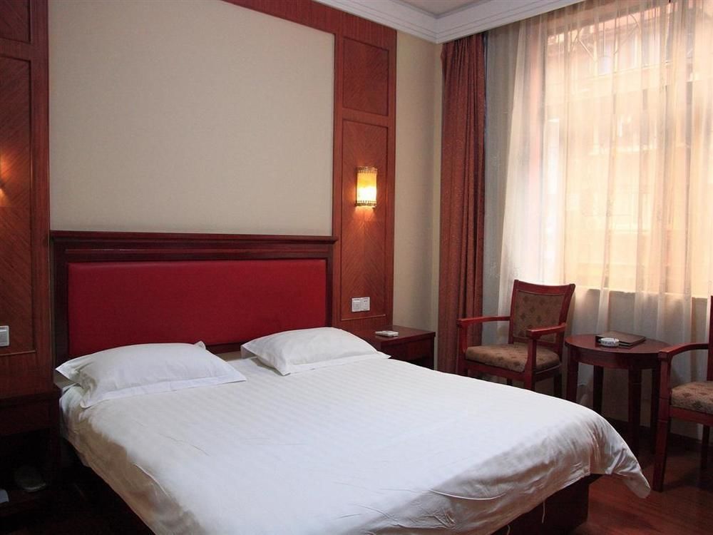 Greentree Inn Zhejiang Ningbo East Baizhuang Road Express Hotel — фото 1