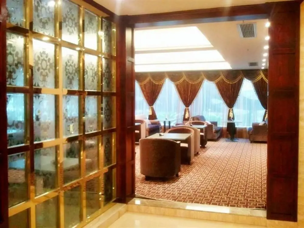 Ухань: vienna hotel (HuaZhong Agricultural University in South Lake Store)