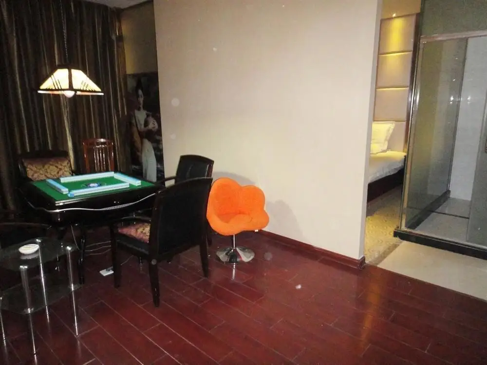 Тайчжоу: Aishang Business Hotel