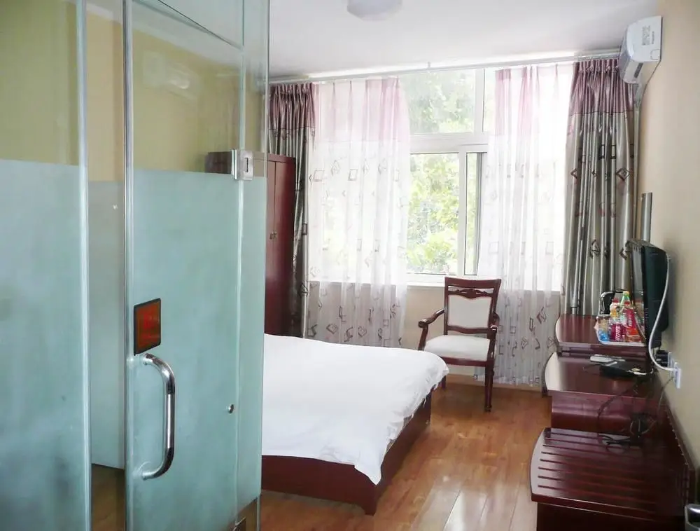 The Sea East Hotel — фото 1