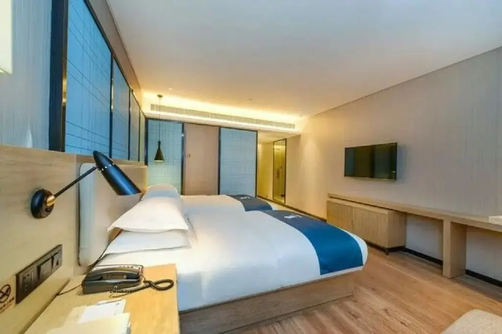 Цзуньи: Echarm Hotel Zunyi Conference Site Gang'ao Branch
