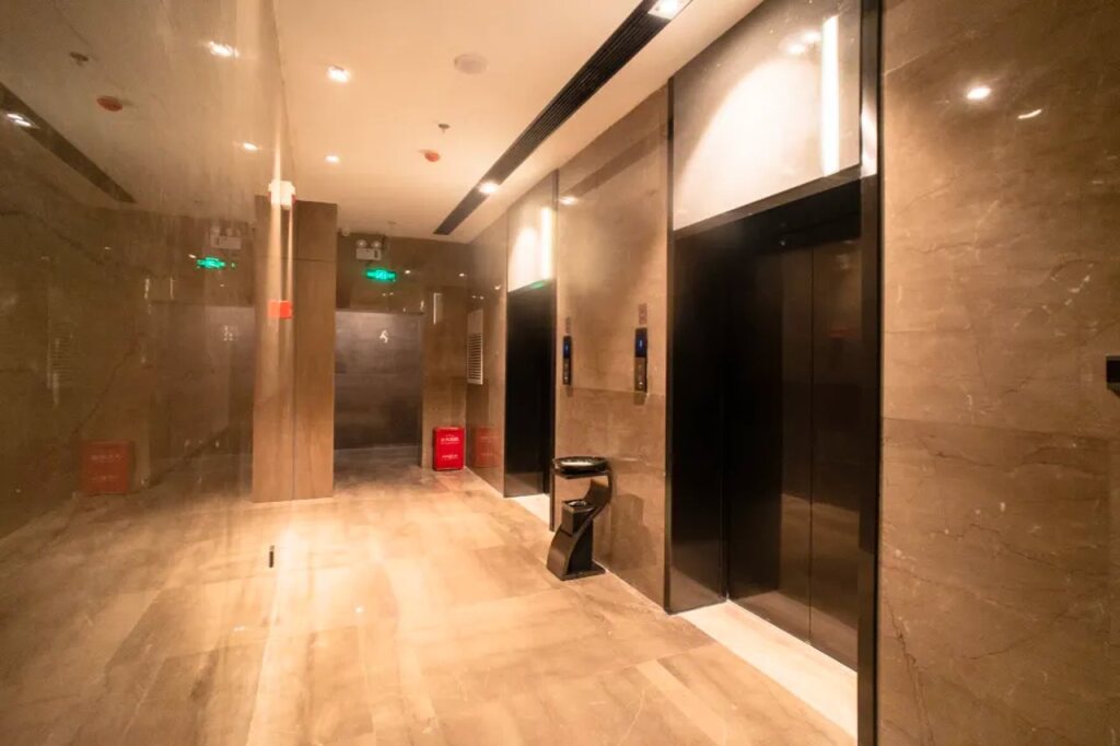 Цзуньи: Echarm Hotel Zunyi Conference Site Gang'ao Branch