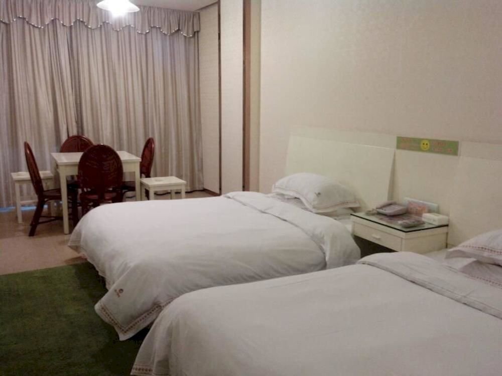 Тайчжоу: Jingjiang Shuiyue Qinghua Hotel