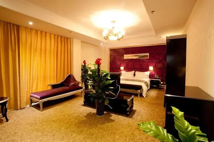 Чжэнчжоу: Shengfeite Garden Hotel