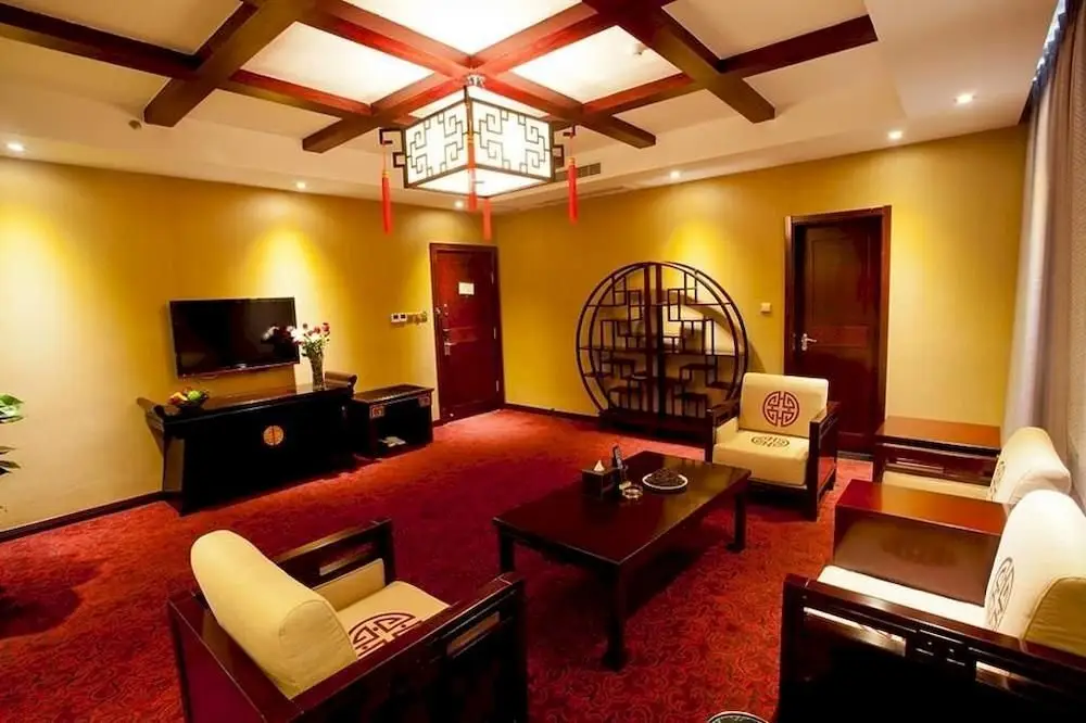 Чжэнчжоу: Shengfeite Garden Hotel