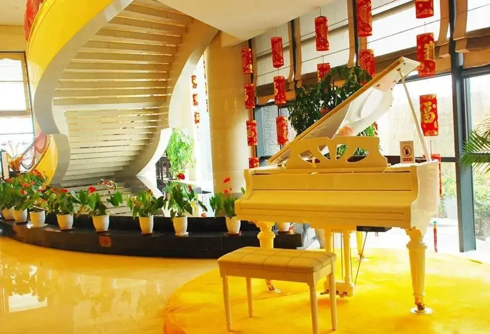 Циндао: Hongcheng Yuehai Hotel - Qingdao