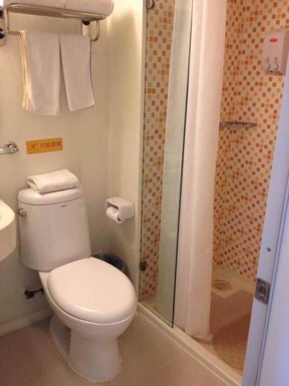 Циндао: Home Inn Qingdao Chongqing South Road Vanke City