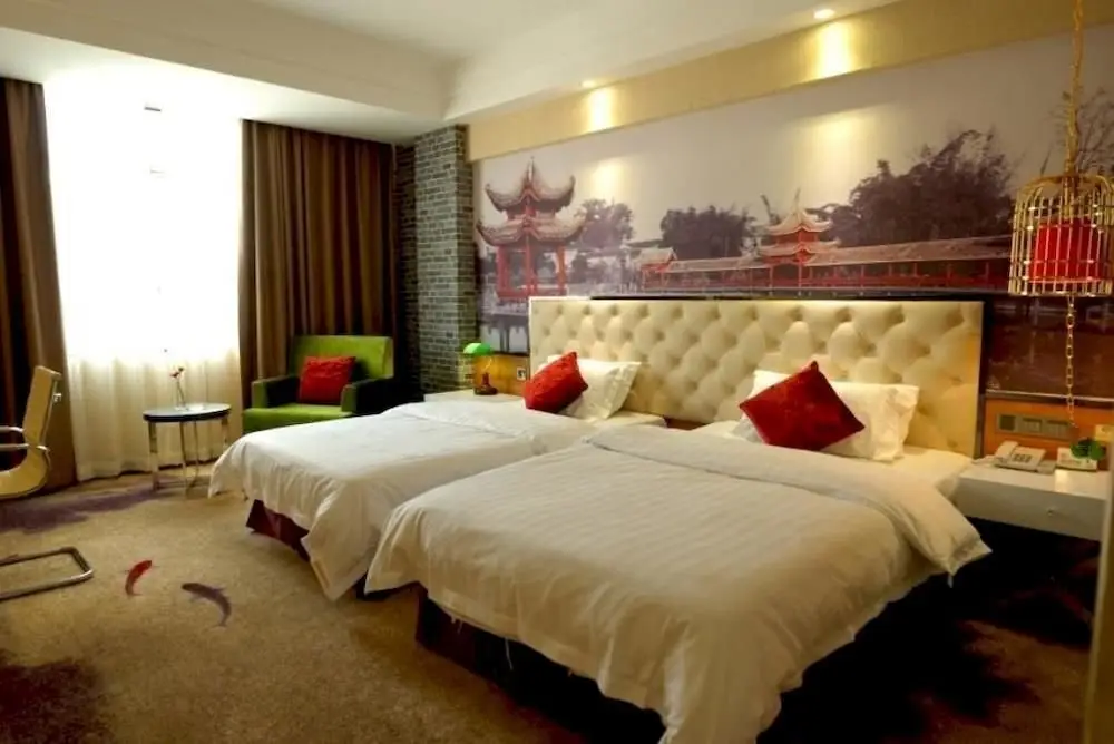 Хэчжоу: Hezhou Joy City Hotel