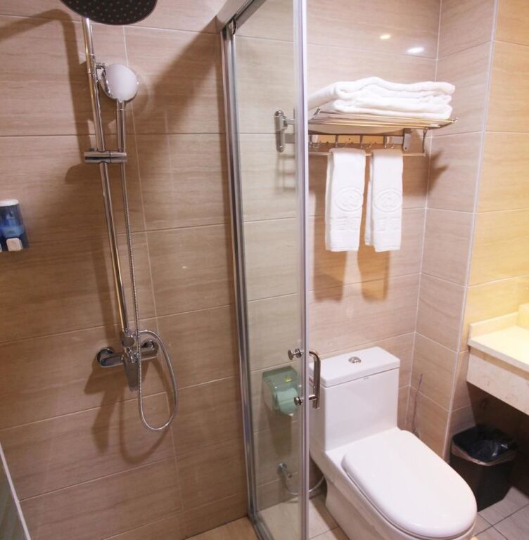Гуйлинь: Guilin Haoting Hotel