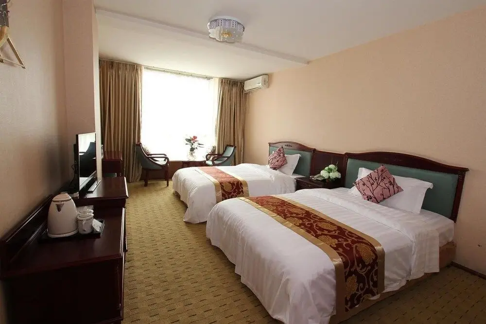 Чэнду: Super 8 Hotel Chengdu Chadianzi Branch