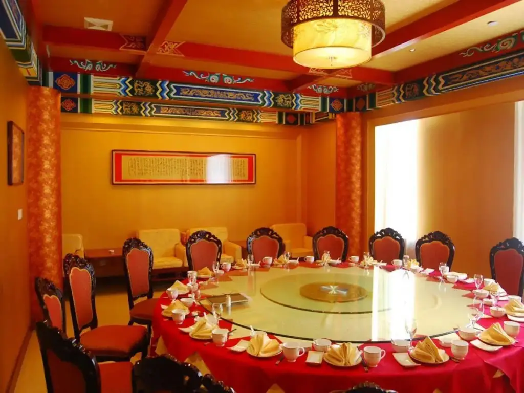 Шэньян: Liaoning Mansion