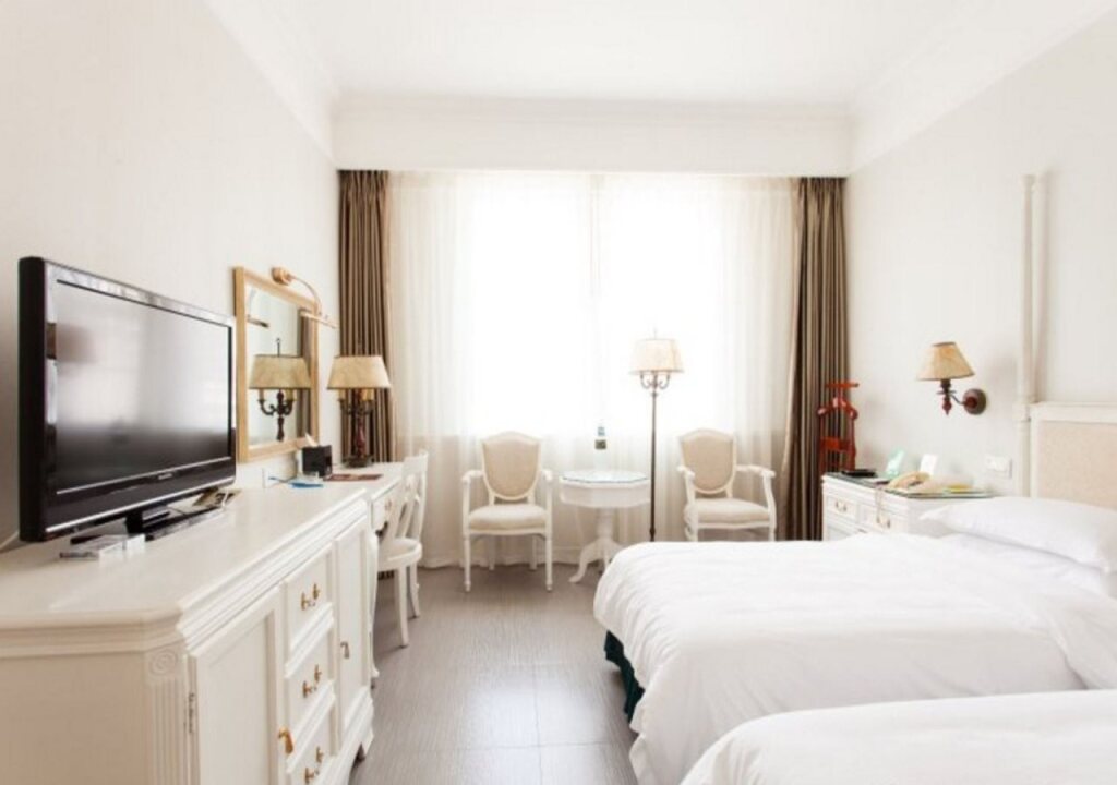 Хайкоу: Golden Coast  Lawton Hotel
