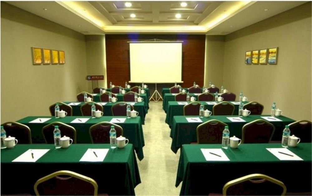 Наньчан: Jiangxi Seven Star Shang Wu Hotel