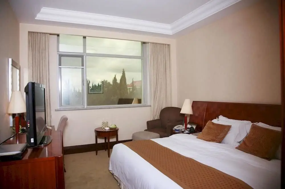Weihai Blue Sky Hotel — фото 1