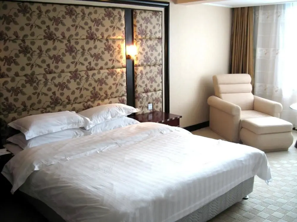 Цзилинь: Crystal Hotel - Jilin