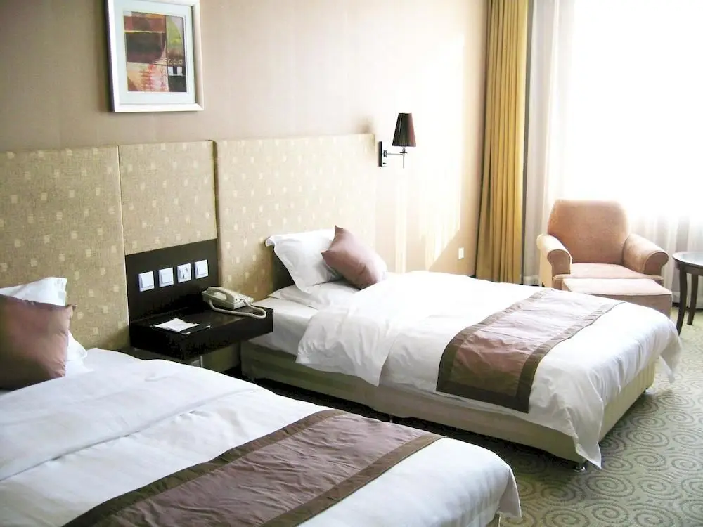 Цзилинь: Crystal Hotel - Jilin